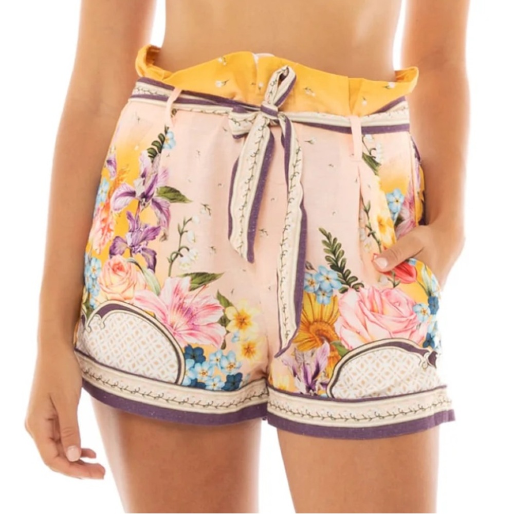 Agua Bendita Adisson Dreamin Floral Print Women's Shorts